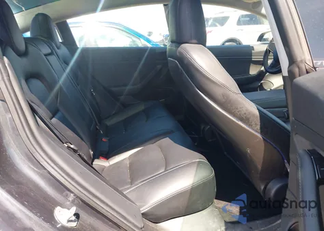 2019 Tesla Model 3 Long Range/Performance из США, поврежденный, VIN 5YJ3E1EB0KF469298